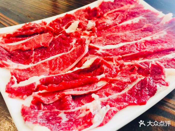 天天牛肉火锅鲜匙皮肉图片