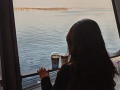 -抱抱地球咖啡馆(国家海洋博物馆店)