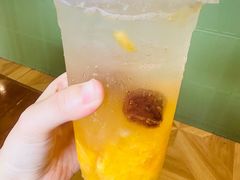 梅子菠萝气泡水-牛氏石磨肠粉(海璟国际店)