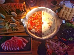 -湊湊火锅·茶憩(杭州湖滨银泰in77店)