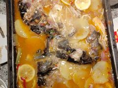 -里岛烤鱼(东港凯虹广场店)