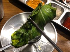 厚切五花肉-·缸桶屋·韩式牛肋条自助烤肉(西湖D11店)