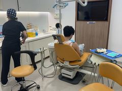 -维乐口腔(美维云门诊陆家嘴店)