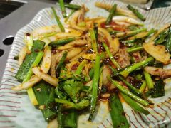 -臻牛烤肉