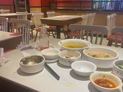 -渝是乎酸菜鱼·川渝小炒(新世界百货望京店)
