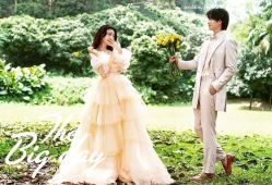 -雪中彩影婚纱摄影·微光艺术中心