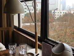 靠窗位-仙峰天然面包(迎宾路店)
