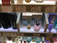 -关西国际机场直营免税店