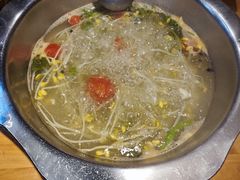 -苗阿哥酸汤牛肉火锅(体育场店)
