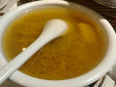 -兔行天下-鸿鹤鲜锅兔(中海国际店)