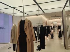 -ZARA(大上海时代广场店)