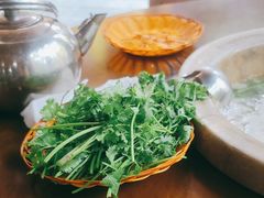 -抚仙湖生态石锅鱼野生菌(告庄店)