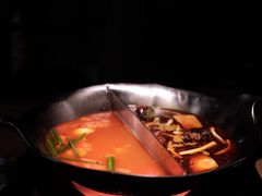 -湊湊火锅·茶憩(杭州湖滨银泰in77店)