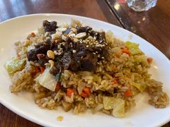 火山牛肉炒饭-玛格萝妮比萨屋(陆家浜路店)