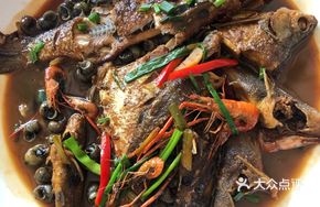 Yangcheng Lake Braised Big Bream