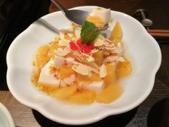 杏仁豆腐-羲和雅苑•北京烤鸭(乐园道万象城店)