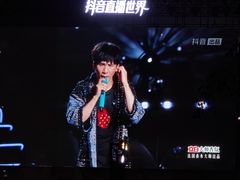 -万绿园