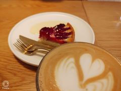 杏仁李子挞-大酉·M Coffee(北京美术馆店)