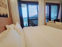 -华凌山庄·隐湖栖