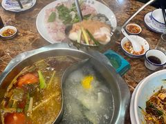 -顺水湾·牛肉牛杂火锅(驾鹤店)