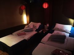 -洪迈足道(四公里店)