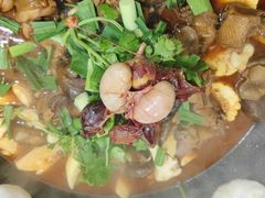 -丹水桥地锅鱼·翘嘴鲌·地方特色全鱼宴(丹江口大坝店)