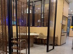 -七欣天香辣蟹火锅(闵行浦江欢乐颂店)
