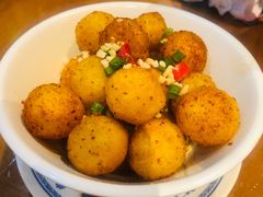 孜然小土豆-炉小二铜锅牛蛙•川湘菜(三里屯店)