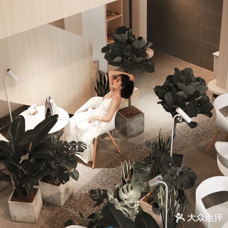 广州新店| 仿佛走进 清迈度假 白房子咖啡店