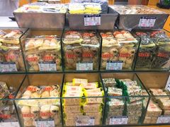 零售区-西区老大房(愚园路店)