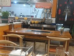 -哈尔滨小酒馆·鲜肉现穿自助烧烤(康新花园店)
