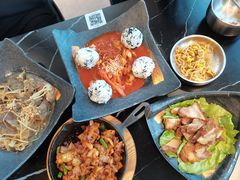 火辣无骨鸡爪-HONGA HONGA雄家(曹路店)