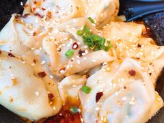 红油抄手-归蜀第成都串串料理(梅花路店)