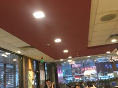大堂-麦当劳(新新大道岗丰店)