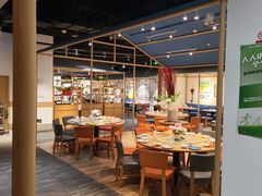 -渝信川菜 · 川味家常菜(财富购物中心店)