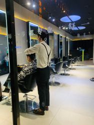 -不迫先生专业男士剪发