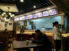 -陇兴楼兰州拉面(西安咸阳国际机场店)