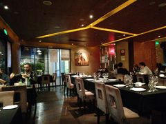 -Efes Turkish & Mediterranean Cuisine 艾菲斯餐厅(陆家嘴店)