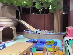 -水桶王国主题餐厅·聚会·生日派对·亲子活动·家庭套餐(亚龙湾希尔顿店)