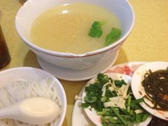 iphone_upload_pic-桥香园云南过桥米线(金马碧鸡店)