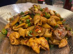 -老湖南·河鱼一锅鲜(兆禾里店)