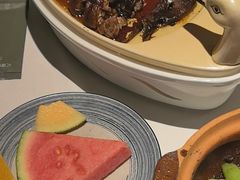 -八府香鸭·啫啫煲(华山路店)