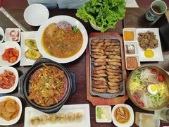 -釜山豚骨汤饭(芝罘万达广场店)