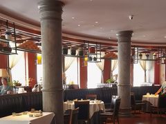 -八府香鸭·啫啫煲(华山路店)