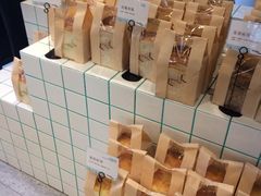 -Dough&Joe团憩(瑞虹天地月亮湾店)