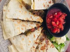 辣墨西哥牛肉饼-萨尔瓦多Salvador's