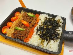 肥牛饭-七楽·韩式欢聚餐厅 치르치르(龙泉驿万达店)