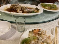 -金杏·粘卷子 烤鸭 农家菜