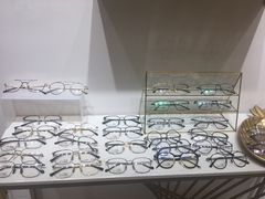 -肆兮眼镜·蔡司·徕卡战略合作店(大坪店)
