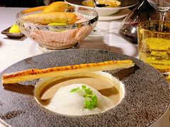 奶油蘑菇罗勒汤-Kathleen's Waitan 凯圣琳江景西餐厅(外滩店)
